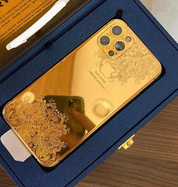 Lưu ý khi chọn dịch vụ mạ vàng cho iPhone 15